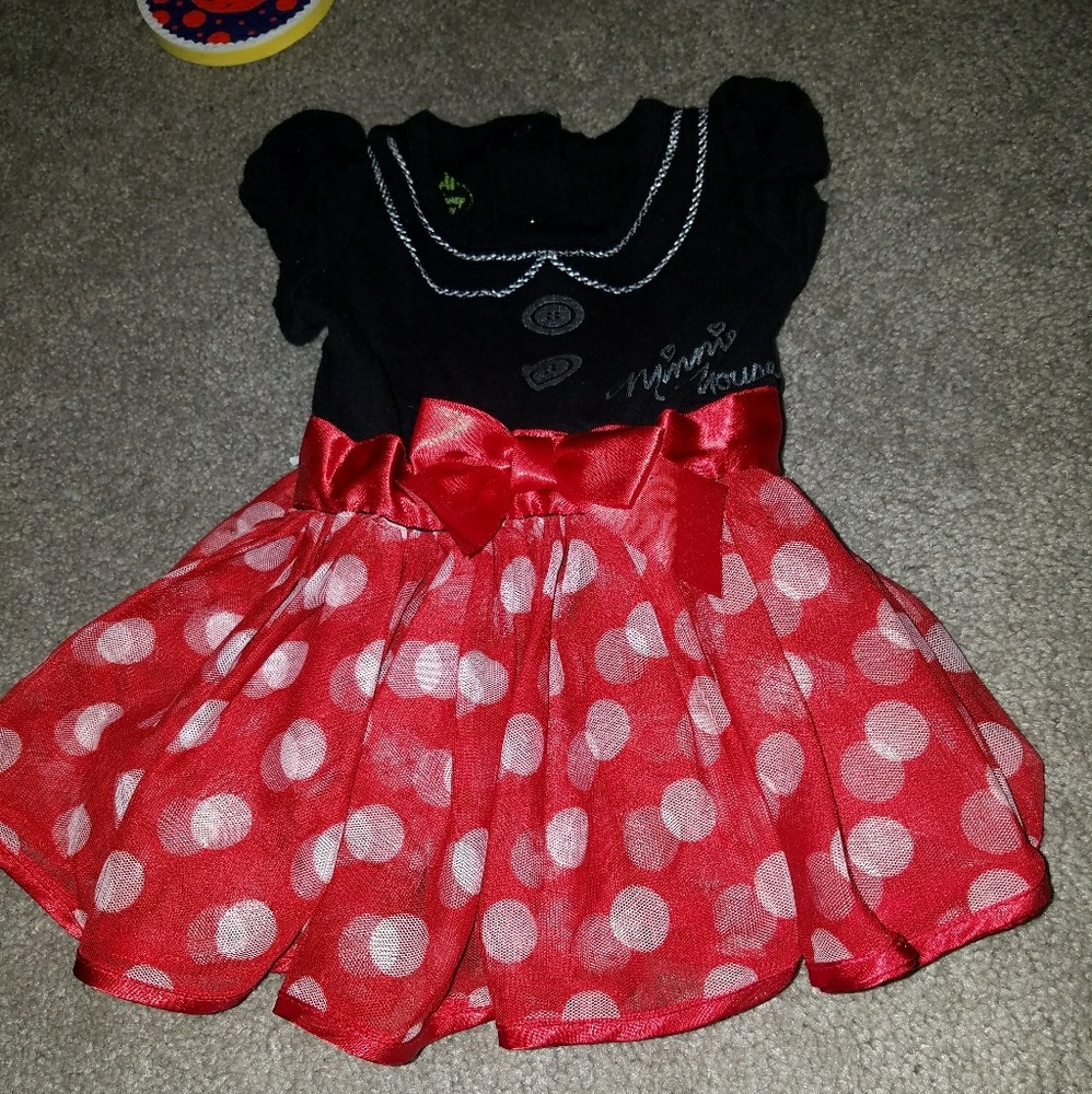 Minney  costume